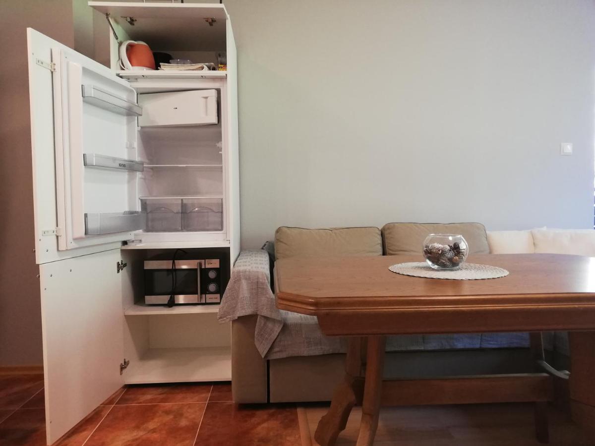 Dobi'S Apartment Elit47 At Elit ปอมโปโรโว ภายนอก รูปภาพ