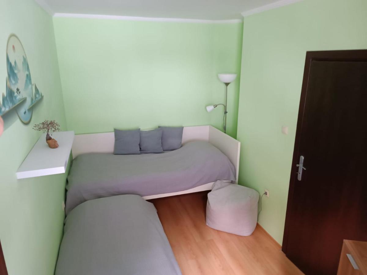 Dobi'S Apartment Elit47 At Elit ปอมโปโรโว ภายนอก รูปภาพ